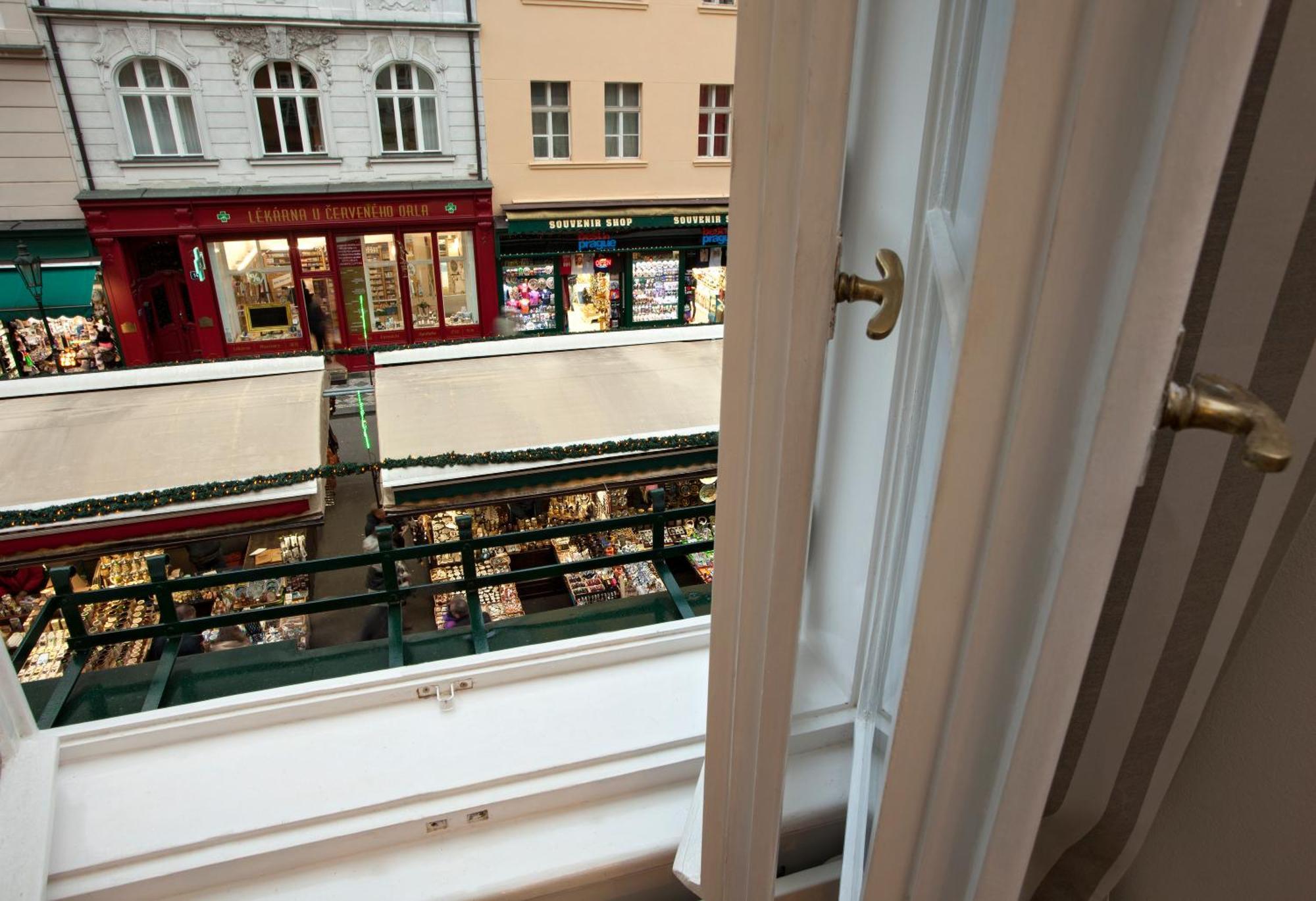 Residence Corto Old Town Прага Екстер'єр фото