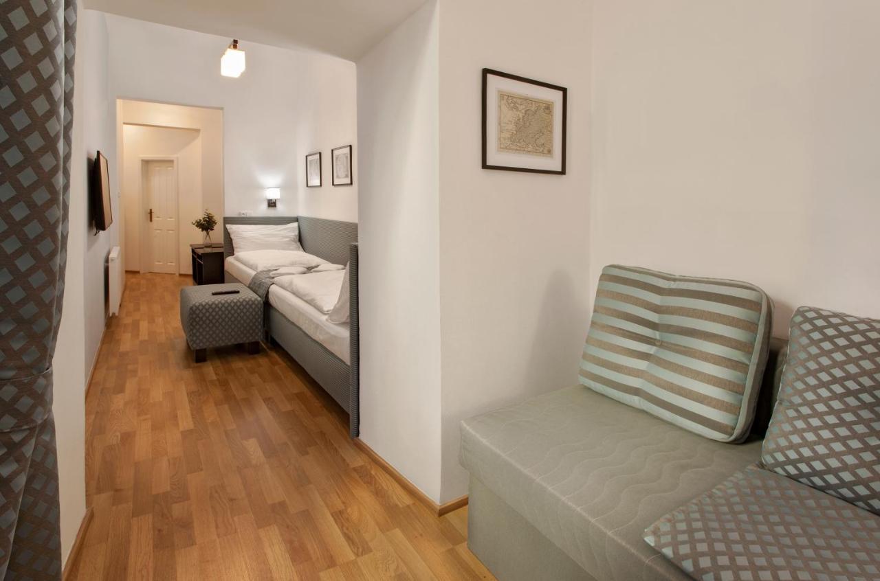 Residence Corto Old Town Прага Екстер'єр фото